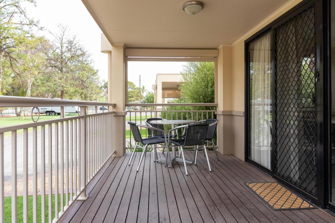 Berri Riverside Holiday Park Екстер'єр фото