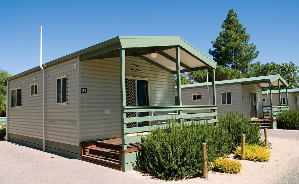 Berri Riverside Holiday Park Екстер'єр фото